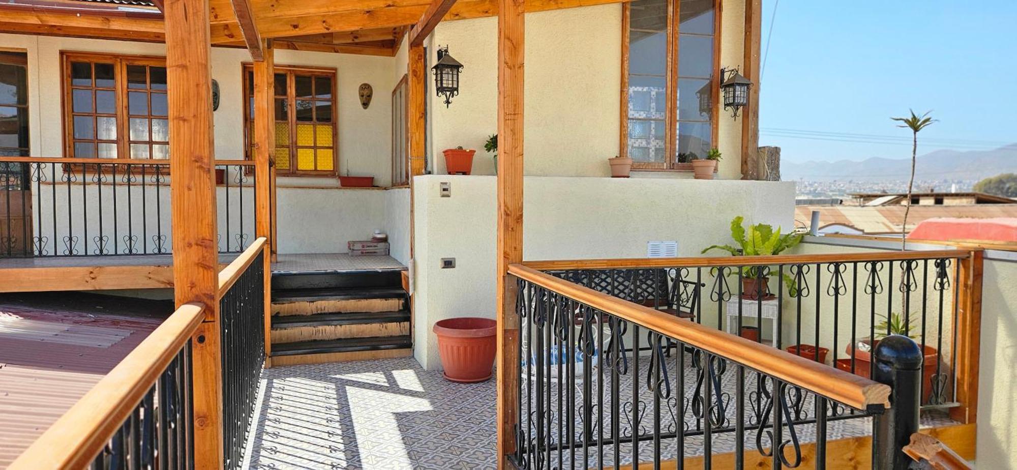 לה סרנה Hostal De Colon מראה חיצוני תמונה