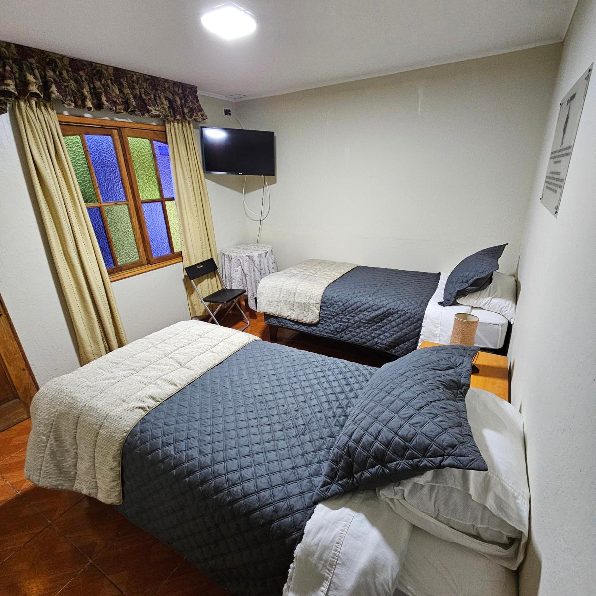 לה סרנה Hostal De Colon מראה חיצוני תמונה