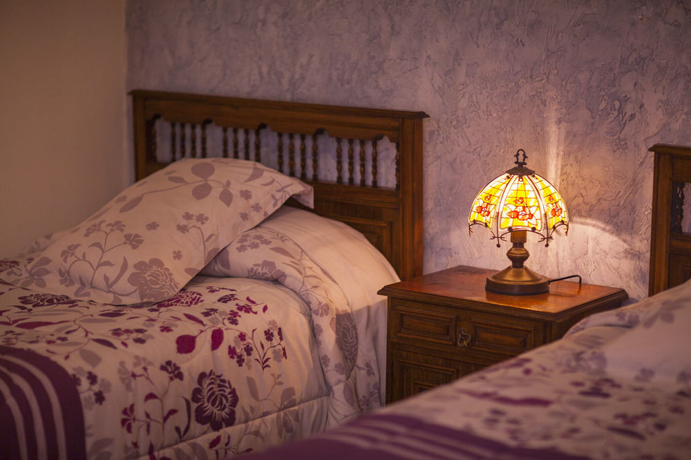 לה סרנה Hostal De Colon מראה חיצוני תמונה